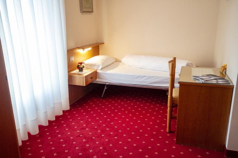 Hotel Stella Alpina Bellamonte Extérieur photo